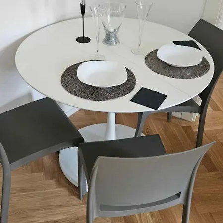 Comfort Place Buzzi Sempione Mico Life * Milano